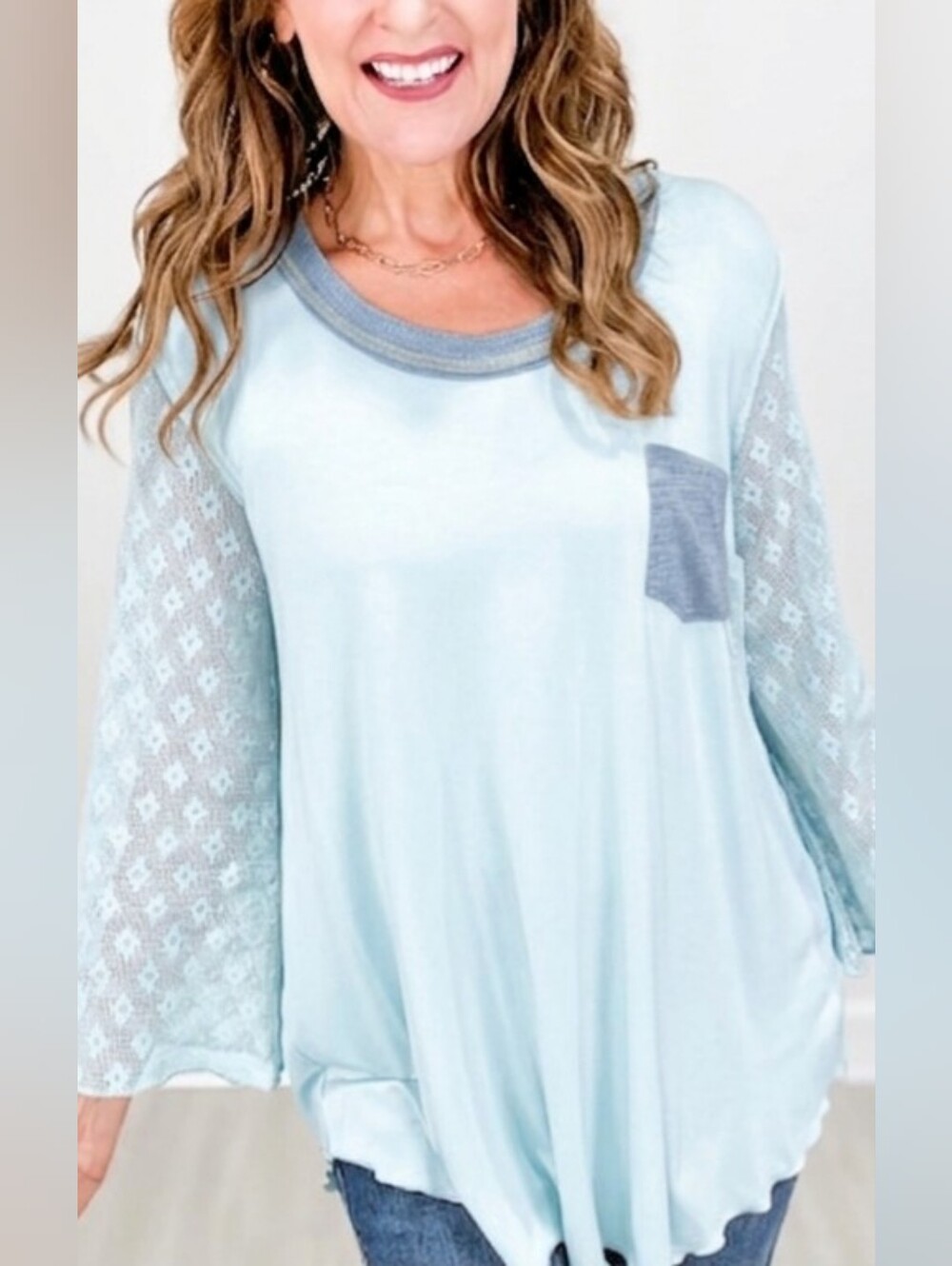 POL Mesh Flutter Sleeve Contrast Top - Boho, Cottagecore.